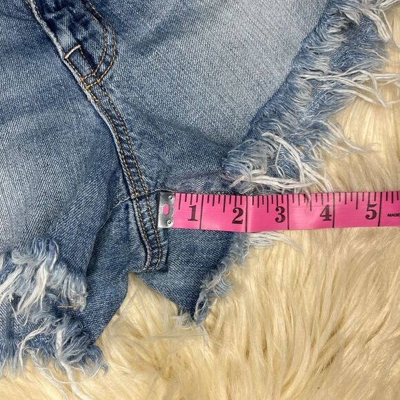 American Eagle floral embroidery denim shorts sz 4 - Picture 6 of 6